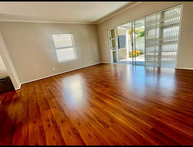 3 BEDROOM PROPERTY TO RENT IN SONSTRAAL HEIGHTS